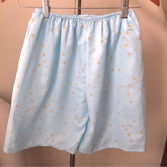 3/$30 Go Place Spa Medium Shorts Pyjamas Lounge Set 2 Piece Stars Short Sleeve - Picture 10 of 16